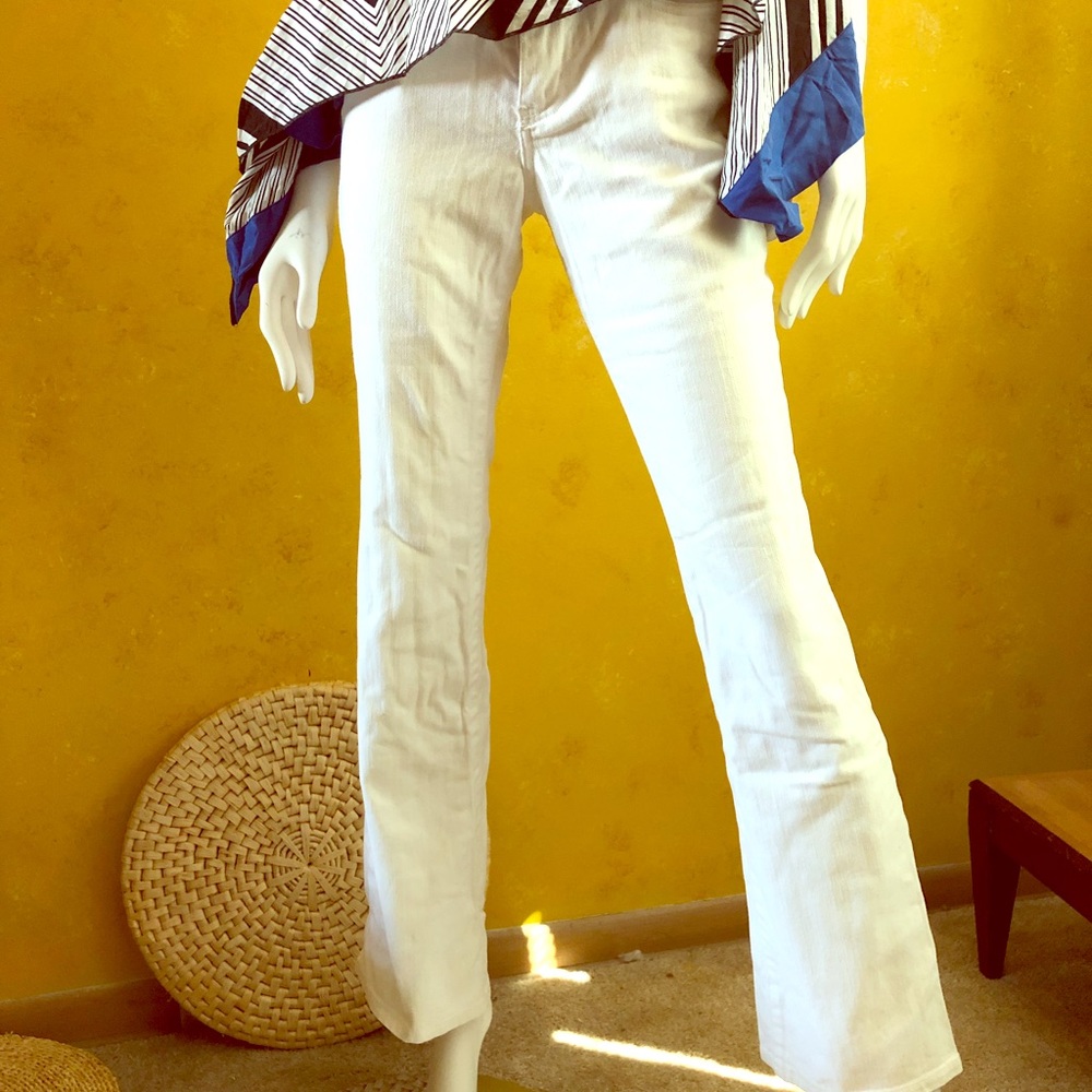 Indigo palms white jeans